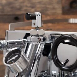 Pathfinder Heat Exchanger Espresso Machine With Flow Control - Gold Panels -Coffee Shop IMG 7140 0c3895ce 1b56 46bc a4d2 541be83f5c62